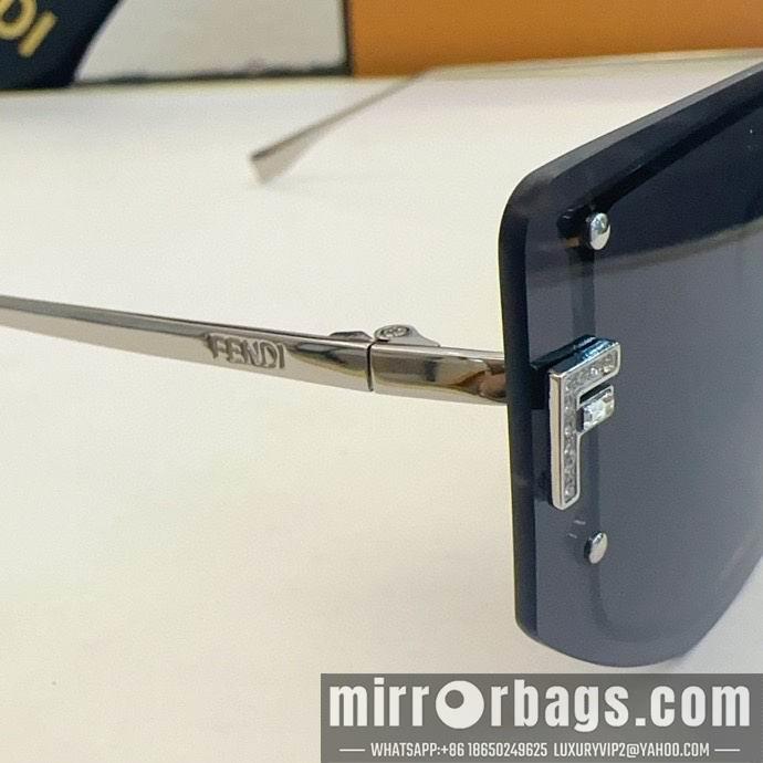Fendi Glasses smh01