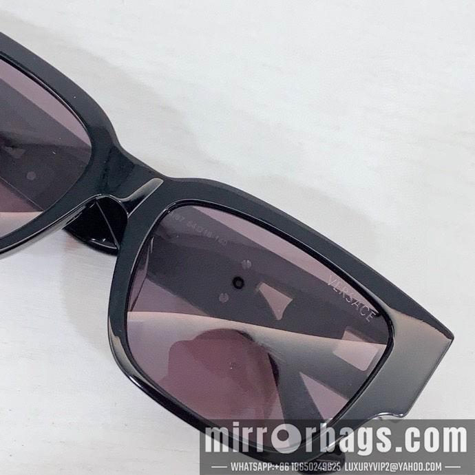 Versace Glaases smx174