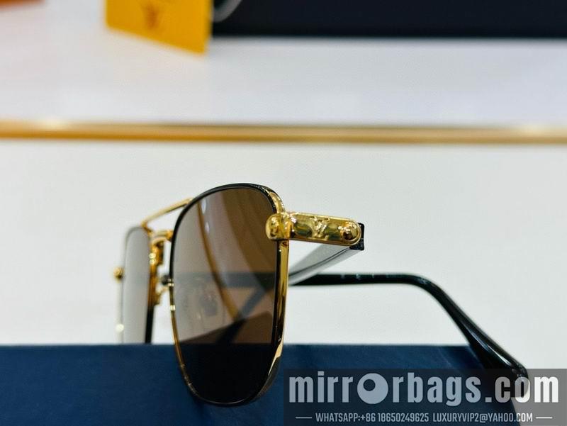 LV Glasses smr39