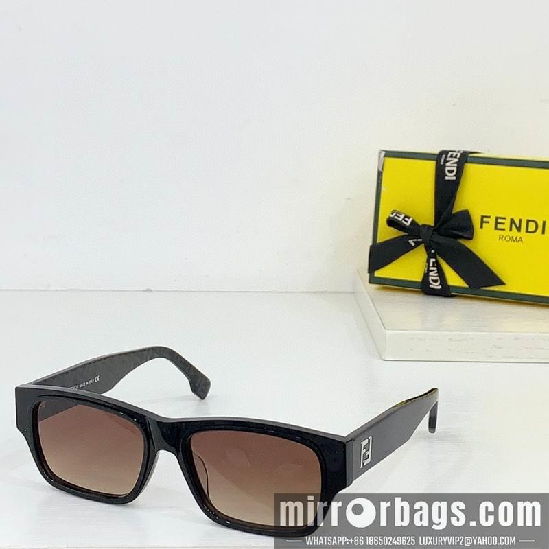 Fendi Glasses smh80