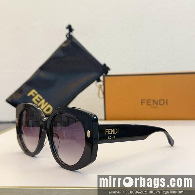 Fendi Glasses smx150