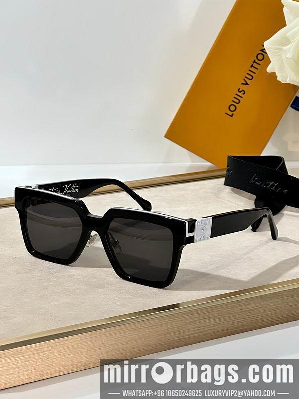 LV Glasses smx125