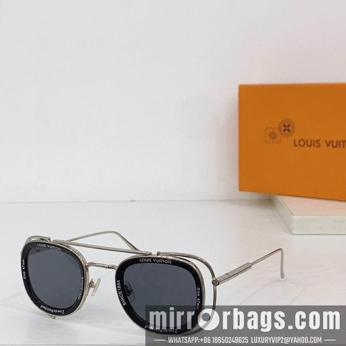 LV Glasses smx213
