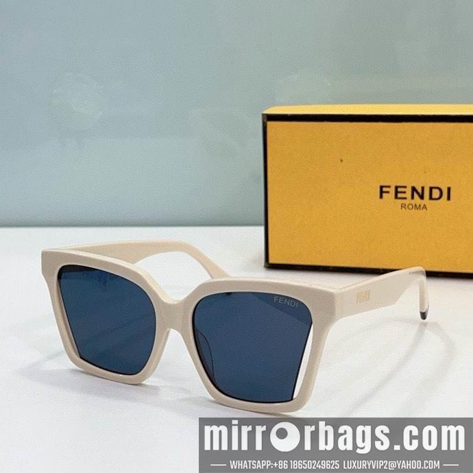 Fendi Glasses smx112