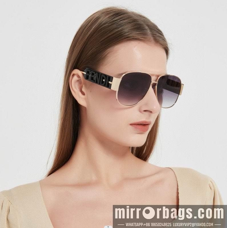 Fendi Glasses smx101