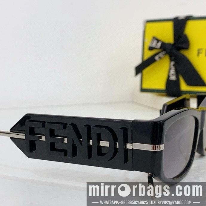 Fendi Glasses smx157
