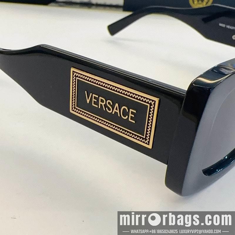 Versace Glaases smx156