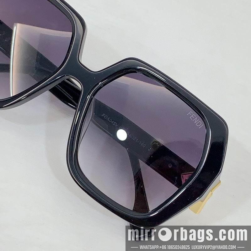 Fendi Glasses smh27