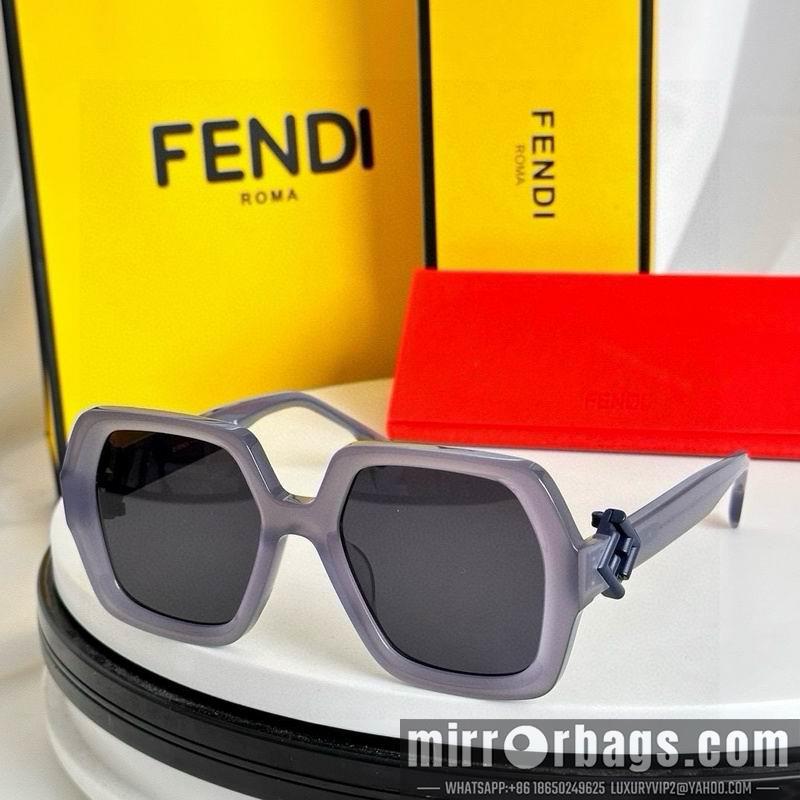 Fendi Glasses smh100