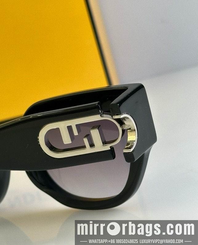 Fendi Glasses smx165