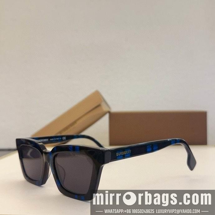 Burberry Glasses smx92