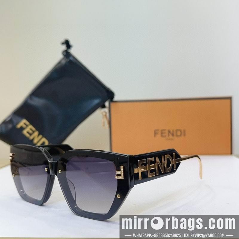 Fendi Glasses smh52