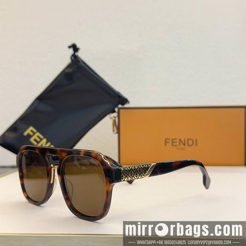 Fendi Glasses smx142