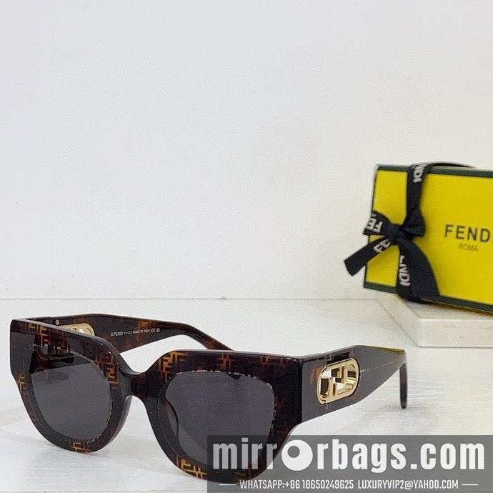Fendi Glasses smx156