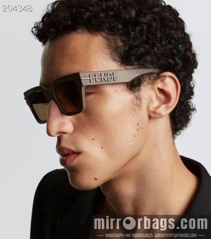 Fendi Glasses smh56