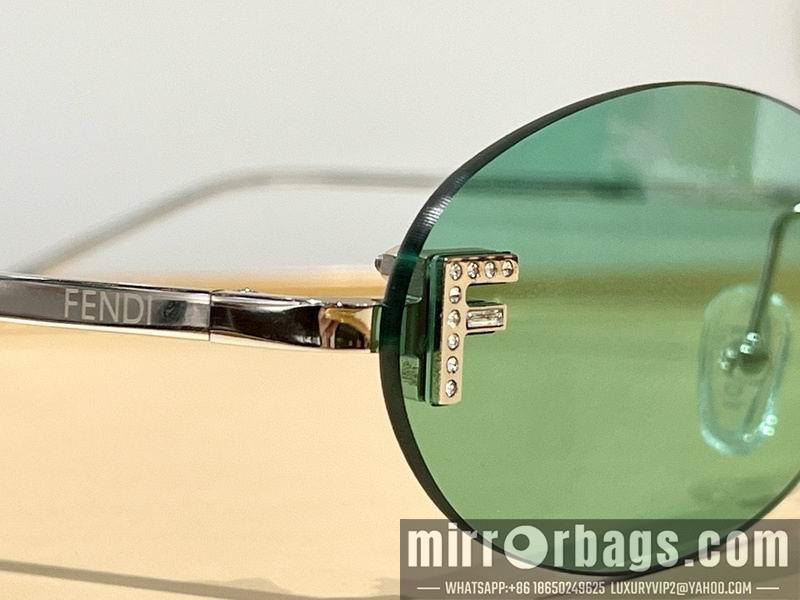 Fendi Glasses smx75