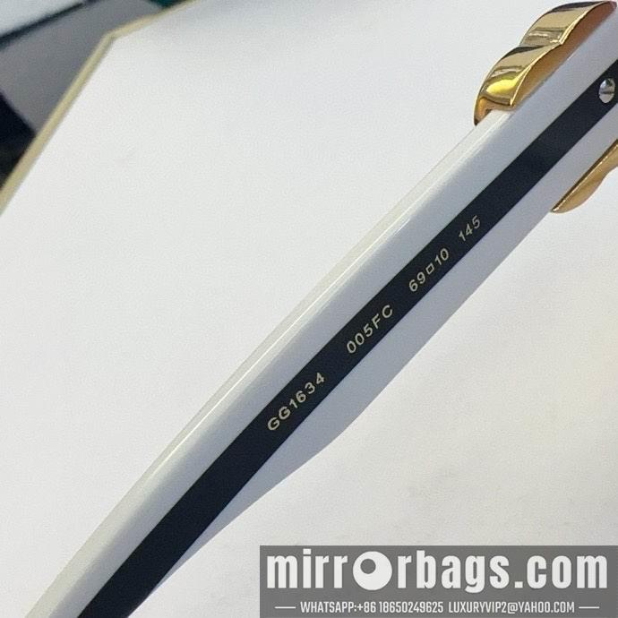 Gucci Glasses smx223