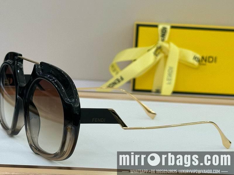 Fendi Glasses smx55