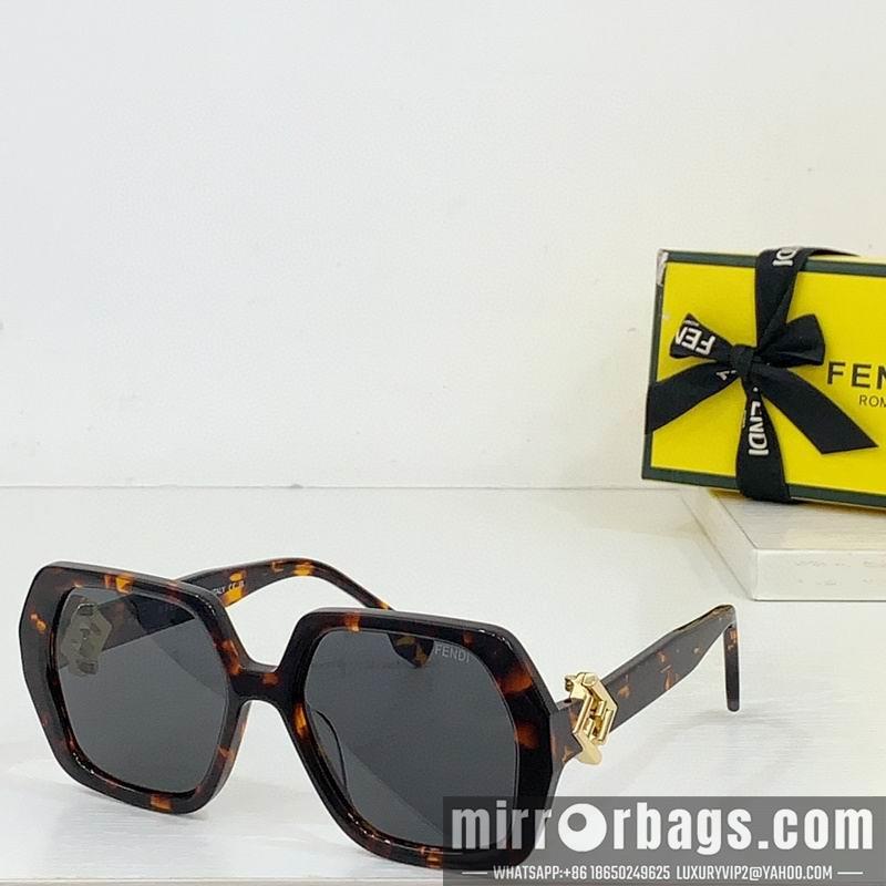 Fendi Glasses smh27