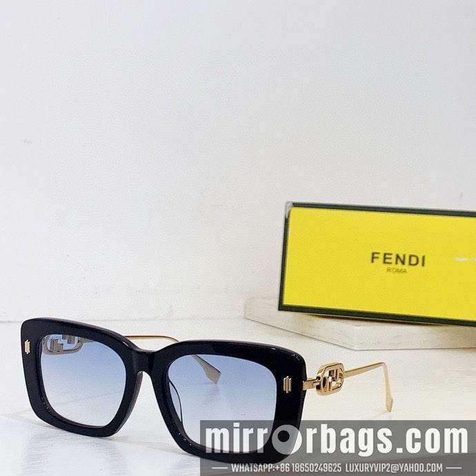 Fendi Glasses smx40