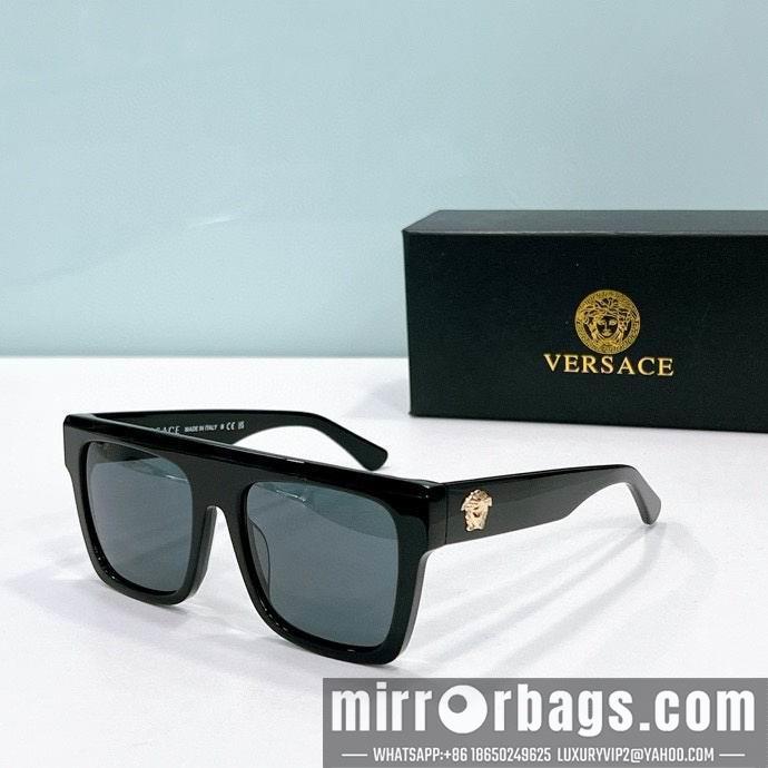 Versace Glaases smx132