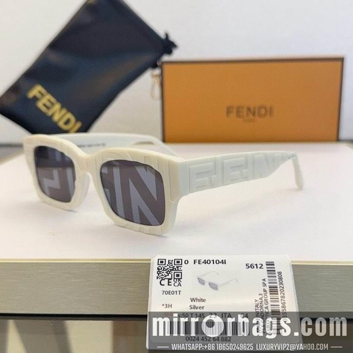 Fendi Glasses smx170
