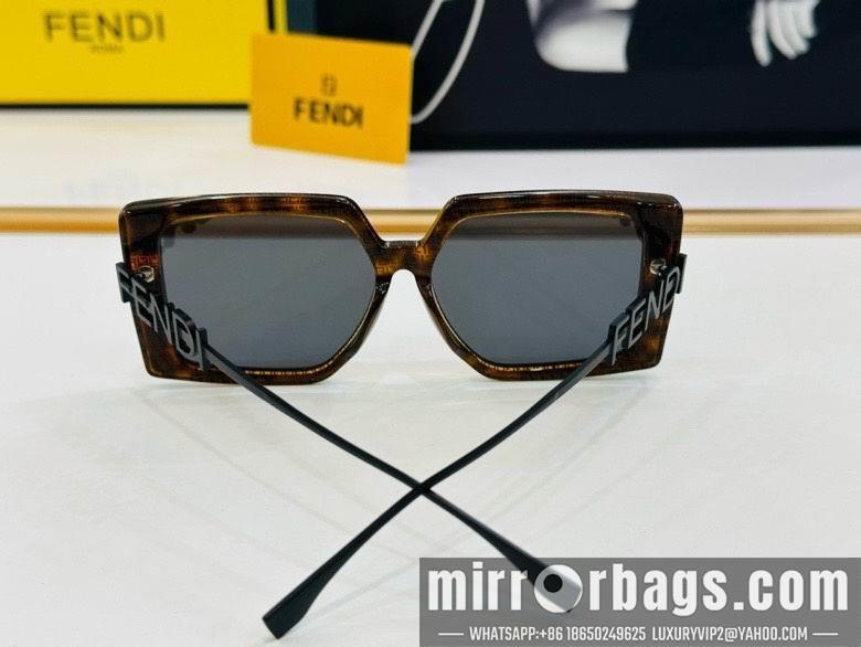 Fendi Glasses smx117