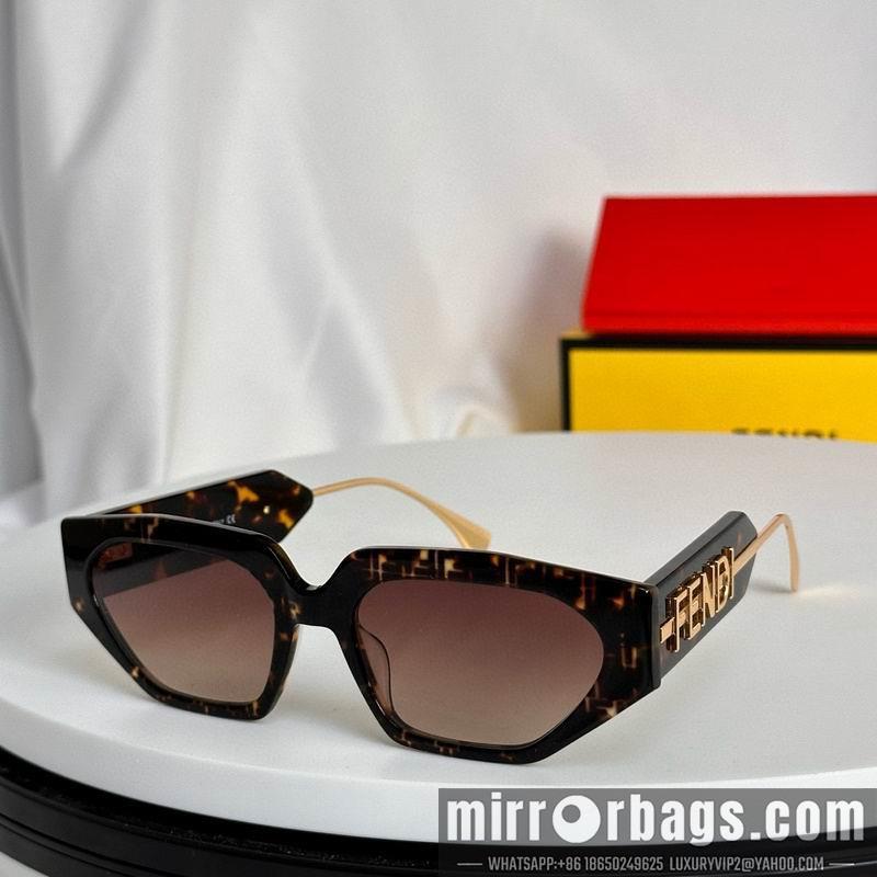 Fendi Glasses smx88