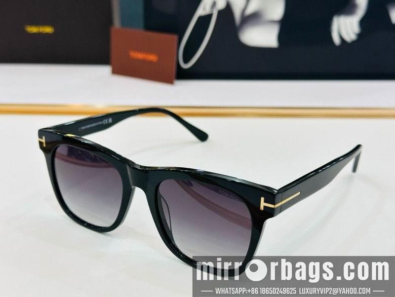 Tom Ford Glasses smx70