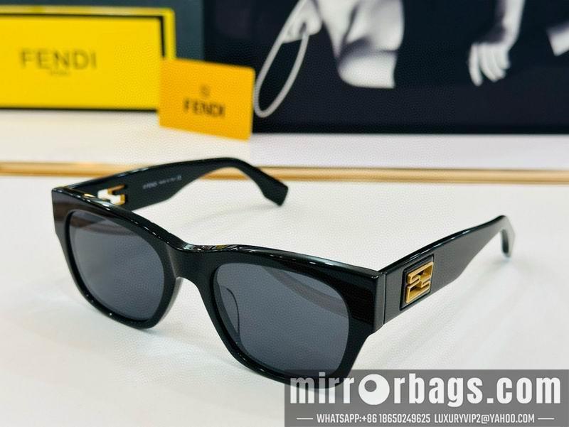 Fendi Glasses smx119