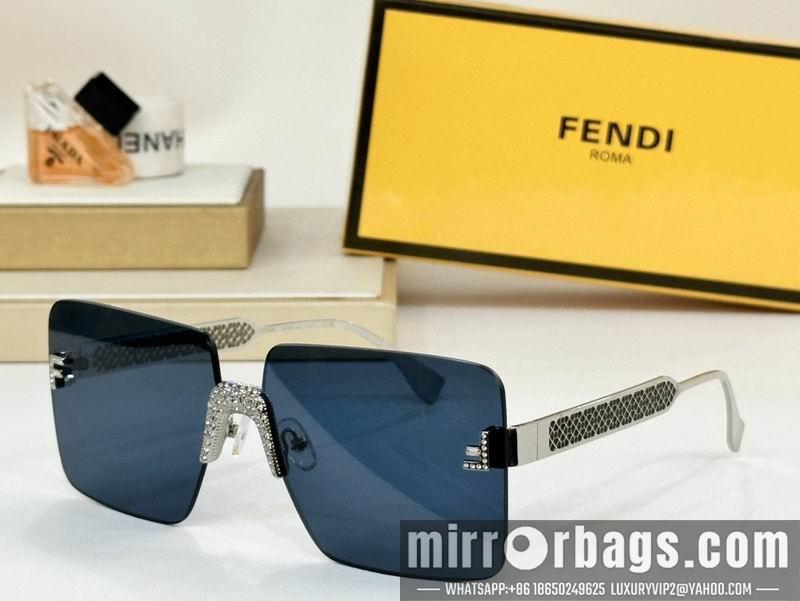 Fendi Glasses smh120