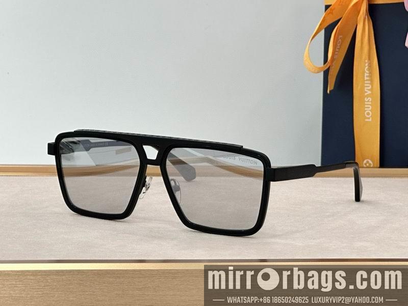 LV Glasses smx97