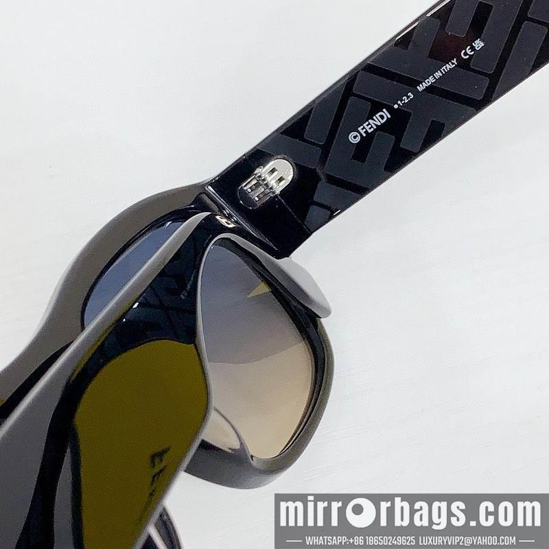 Fendi Glasses smx44