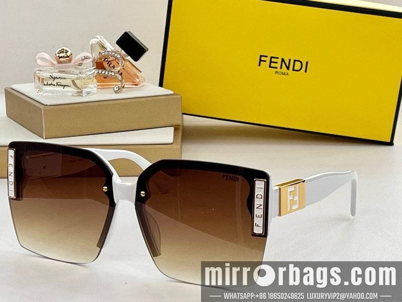Fendi Glasses smx52