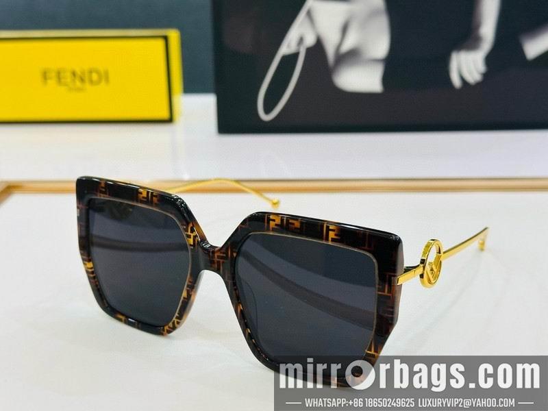 Fendi Glasses smh102