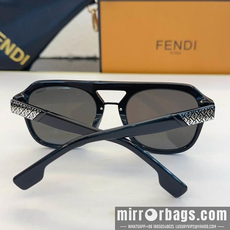 Fendi Glasses smx142