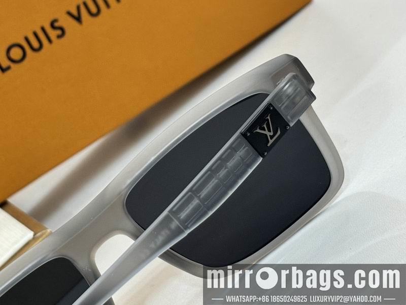 LV Glasses smh110