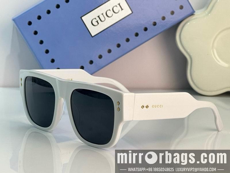 Gucci Glasses smx82