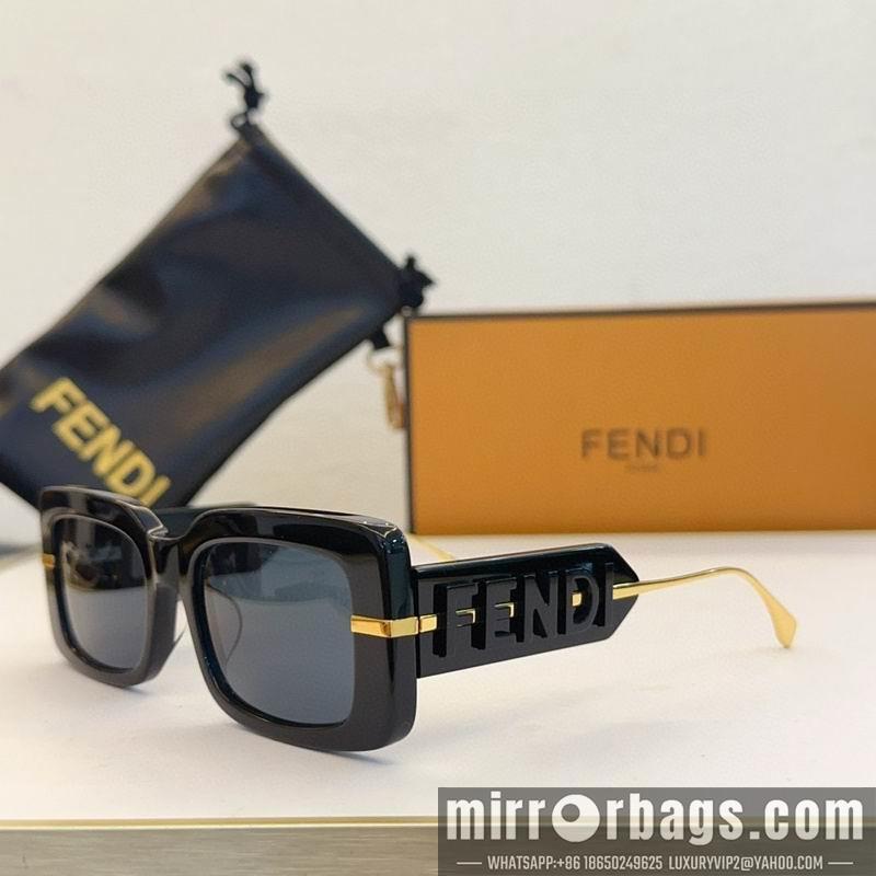 Fendi Glasses smx145