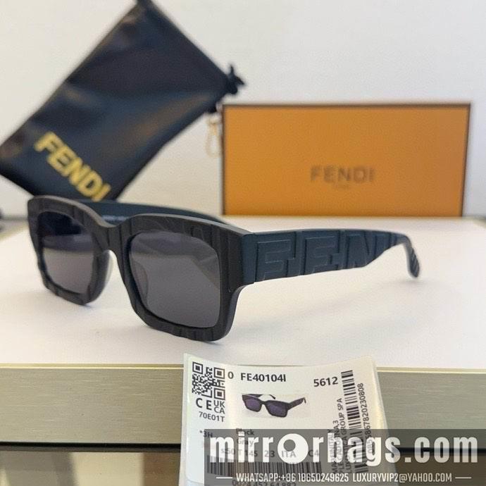 Fendi Glasses smx170