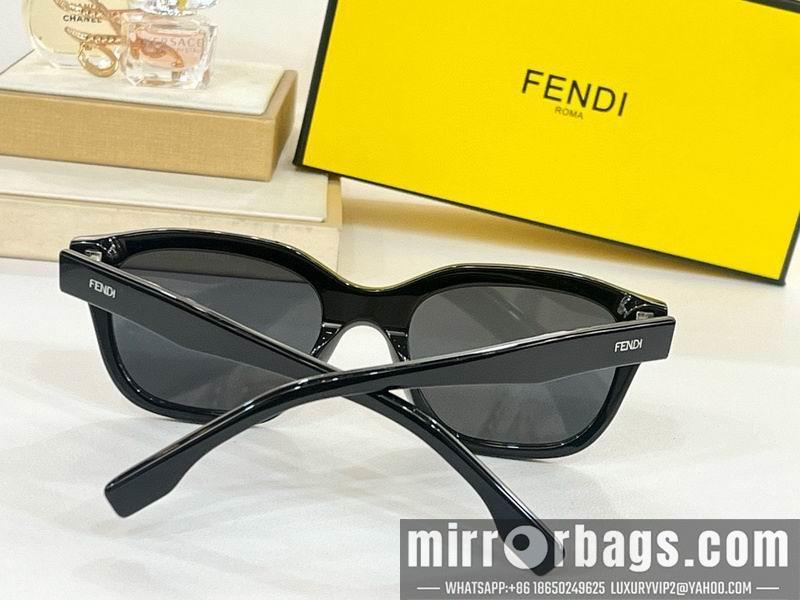 Fendi Glasses smx81