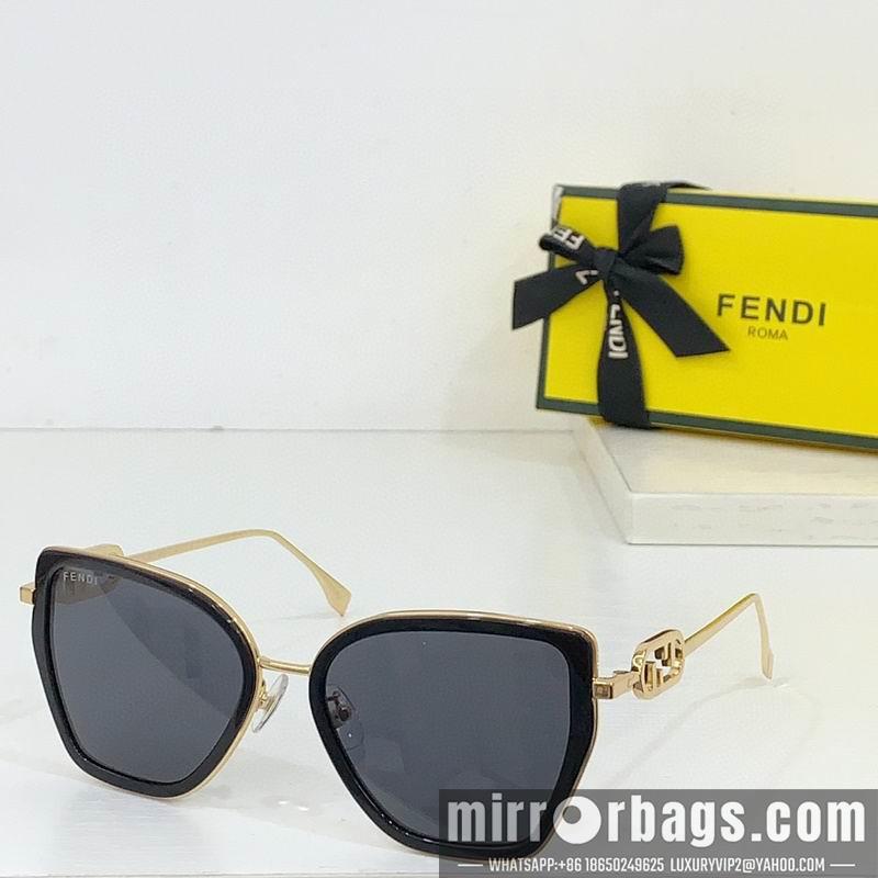 Fendi Glasses smh53