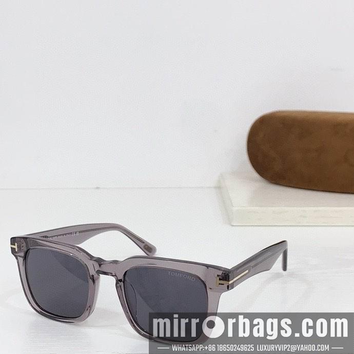 Tom Ford Glasses smx167