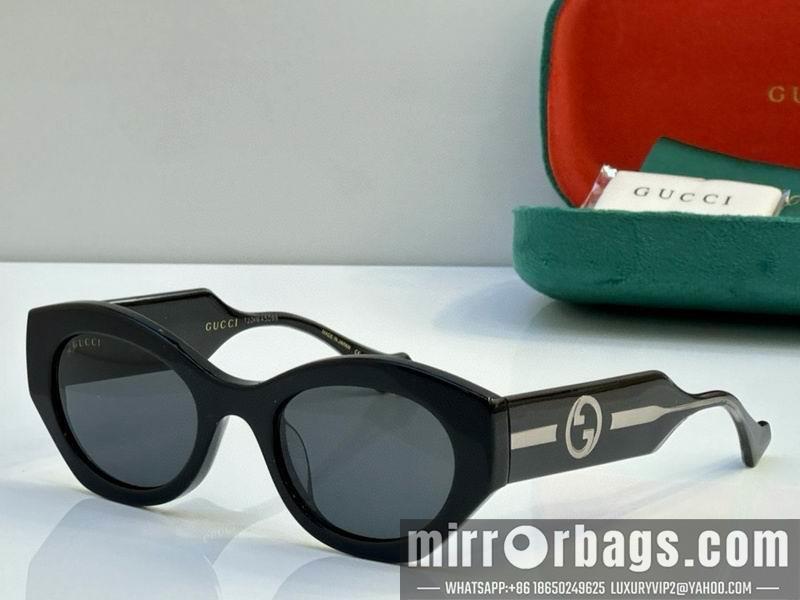 Gucci Glasses smh25