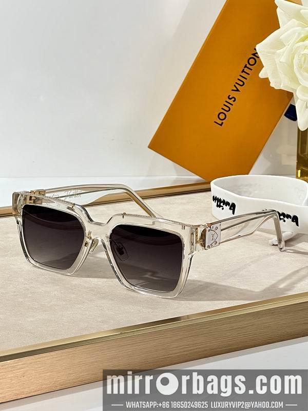 LV Glasses smx125