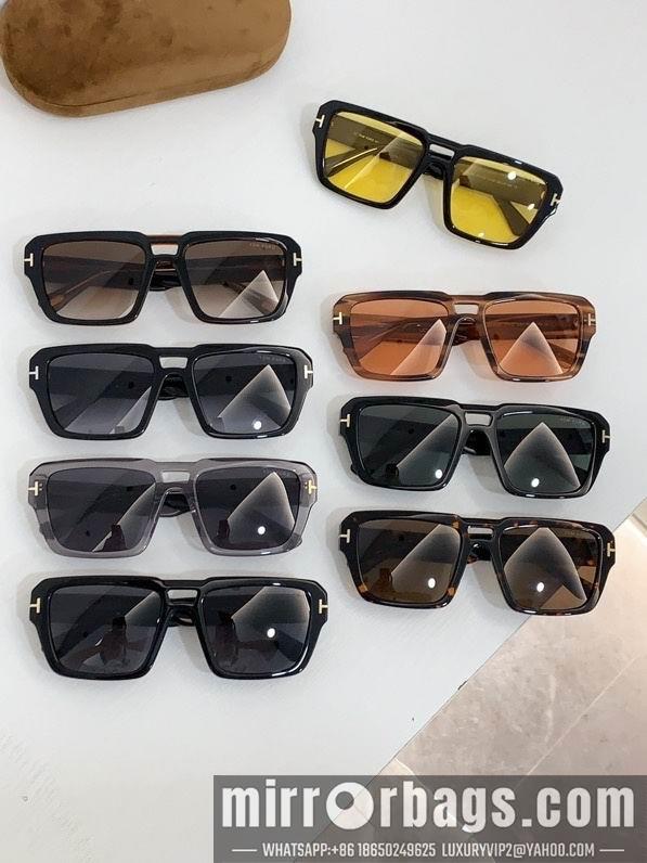 Tom Ford Glasses smx151