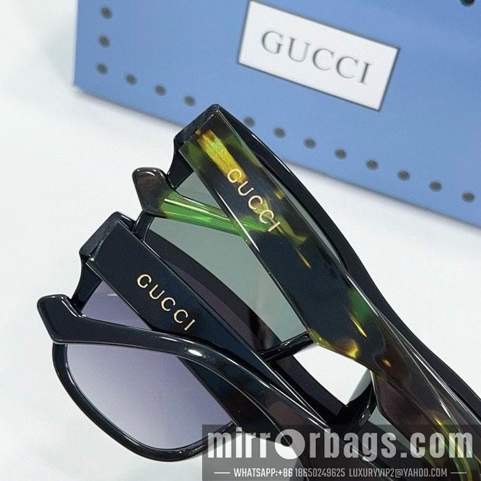 Gucci Glasses smr25