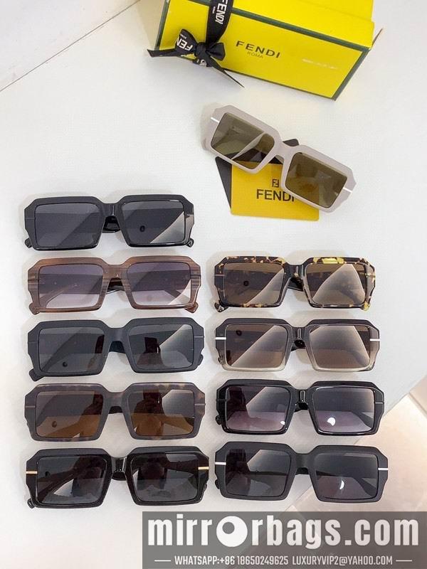 Fendi Glasses smh24