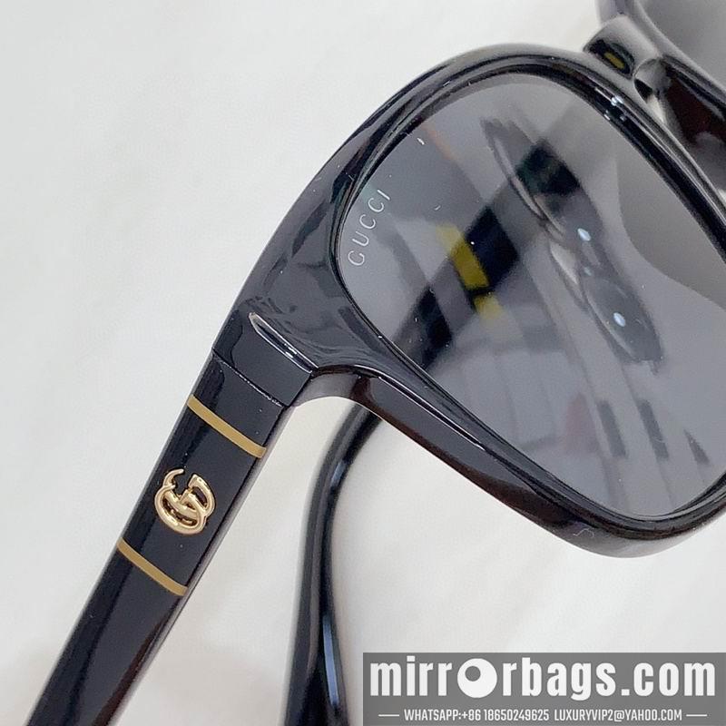 Gucci Glasses smr72