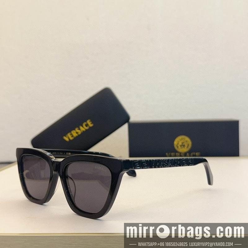 Versace Glaases smx165